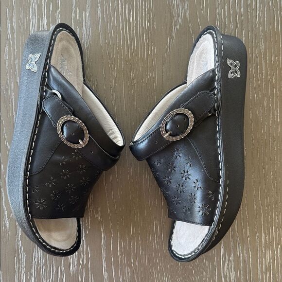 Alegria KLOVER Black Leather Slide Sandals or Slingback Lacer Cut Design Size 39 - Picture 11 of 12